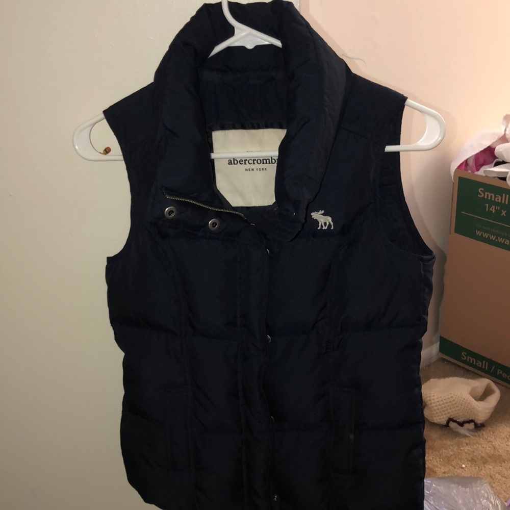 Abercrombie puffer vest
